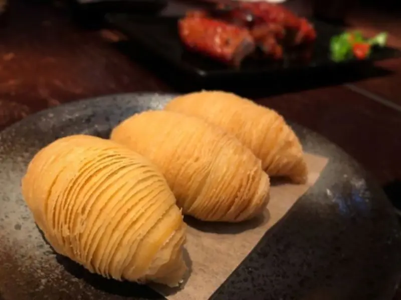 32 Court-Luxurious Cantonese Dining Experience in the Heart of Hong Kong 32 Court-Luxurious Cantonese Dining Experience in the Heart of Hong Kong