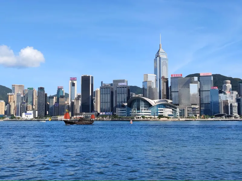 Hong Kong’s Glittering Jewel: Where Skyscrapers Meet the Sea