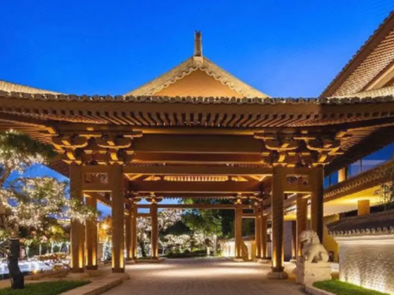 Cai Feng Lou at Tanghua Hua Yi Hotel-Luxurious Cantonese Dining in the Heart of Xi'an Cai Feng Lou at Tanghua Hua Yi Hotel-Luxurious Cantonese Dining in the Heart of Xi'an