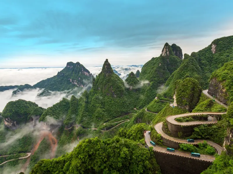 天門山-天の門を歩き、絶景を楽しむ 天門山-天の門を歩き、絶景を楽しむ