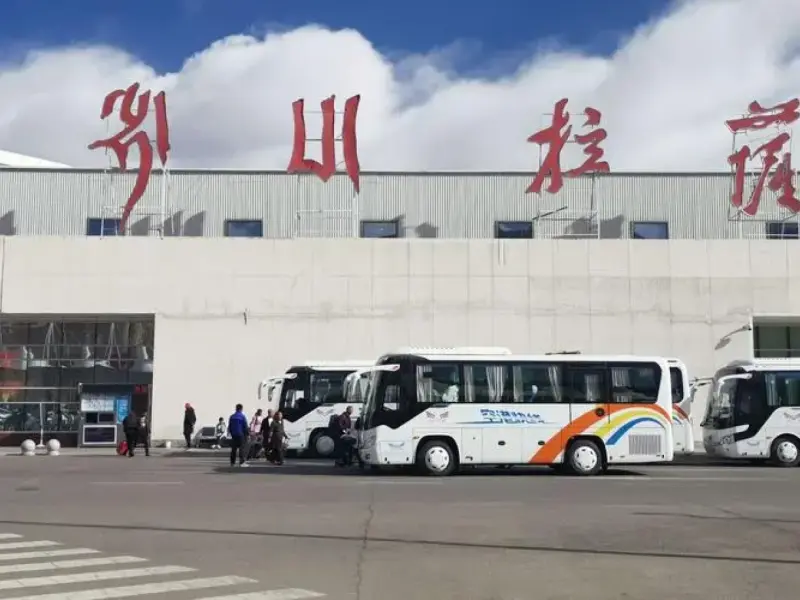 ラサ・ゴンガル空港-世界の屋根への玄関口 ラサ・ゴンガル空港-世界の屋根への玄関口
