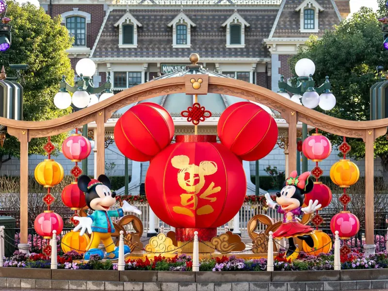 Hong Kong Disneyland-A Magical Kingdom Where Dreams Come True Hong Kong Disneyland-A Magical Kingdom Where Dreams Come True
