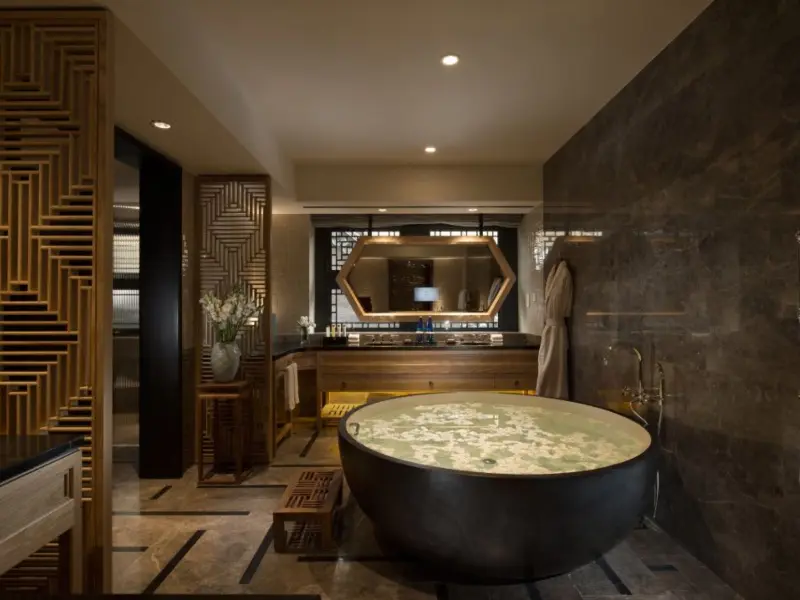 Waldorf Hutong Courtyard Hotel Beijing-Experience the Elegance of a Traditional Chinese Courtyard with Waldorf Luxury Waldorf Hutong Courtyard Hotel Beijing-Experience the Elegance of a Traditional Chinese Courtyard with Waldorf Luxury