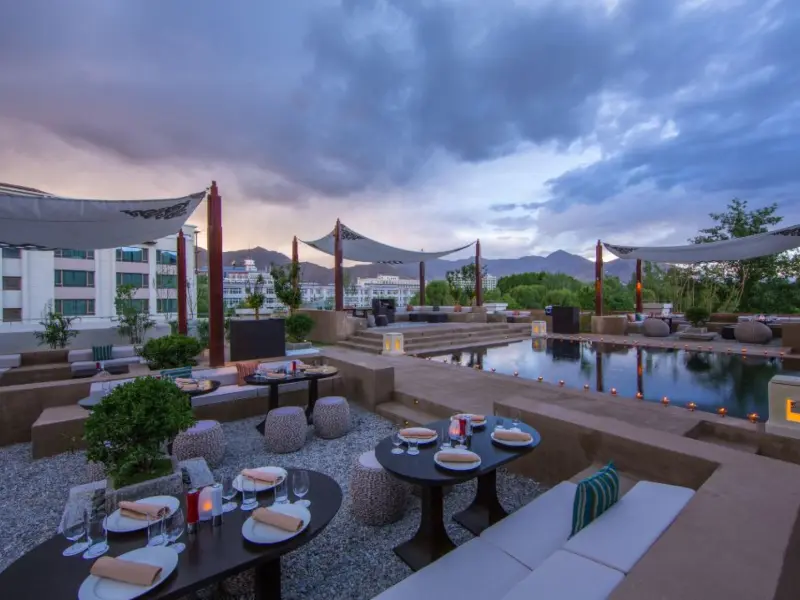 Shangri-La Hotel Lhasa-Luxury Amidst the Mystique of Tibet Shangri-La Hotel Lhasa-Luxury Amidst the Mystique of Tibet